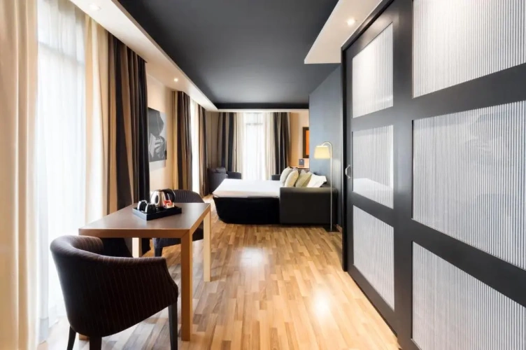 Deluxe Family room