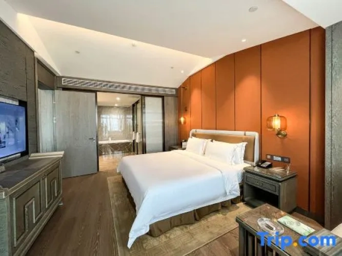 2 Bedrooms Suite