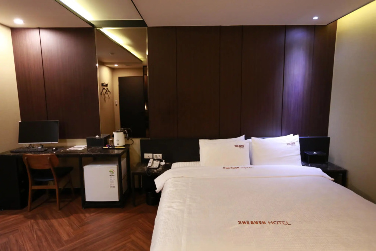 Toheaven hotel