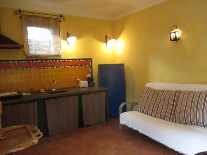 1 Bedroom Classic Basement Apartment