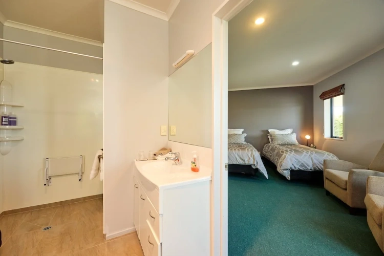 Economy Twin room