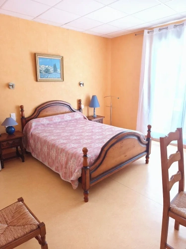 Classic Double room with balcony and with mountain view