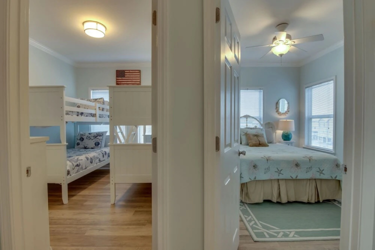 Spinnaker Pointe Unit 4B