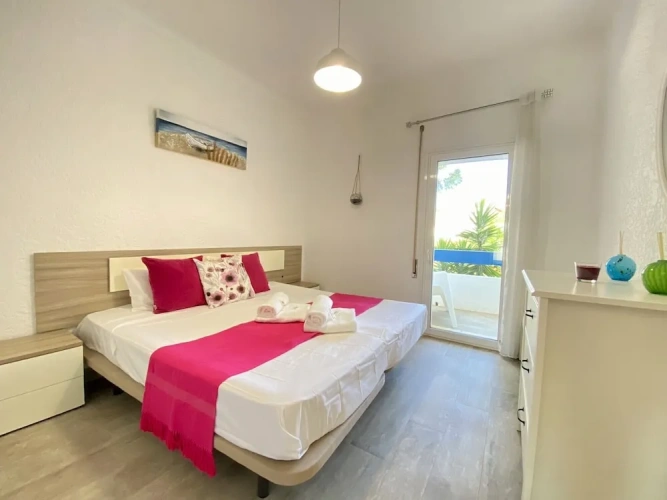 1 Bedroom Apartment with balcony