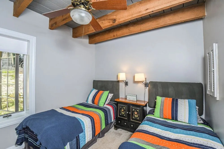 Bearfoot Lodge by Taylor Made Deep Creek