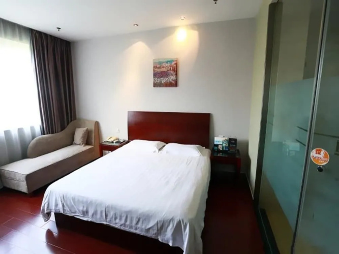 Motel 168