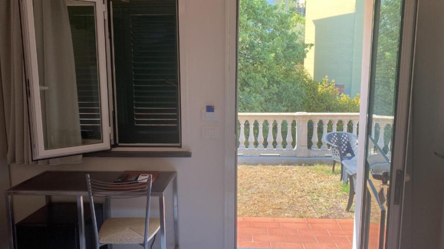 Standard Double room with garden view