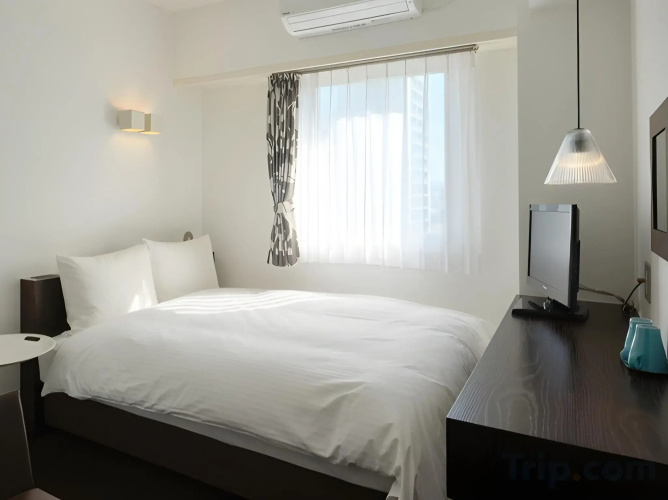7 Days Hotel Plus