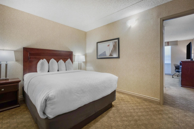 Quadruple Suite