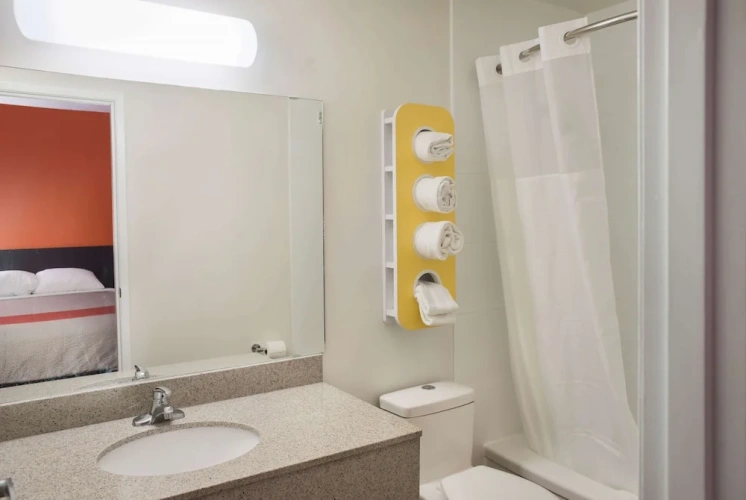 Deluxe Quadruple Suite