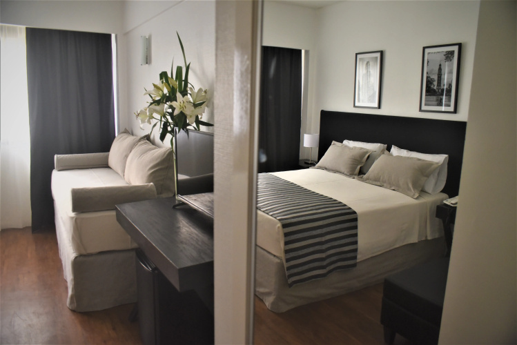 Grand King Hotel