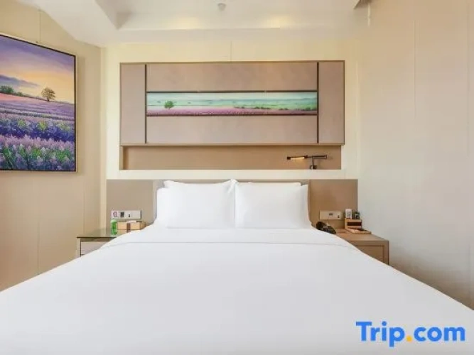 Standard Double room with view