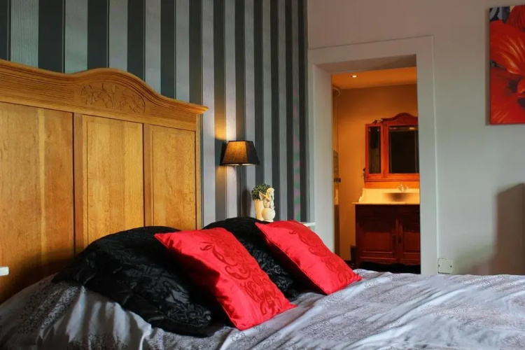 Huyze Max Bed & Breakfast