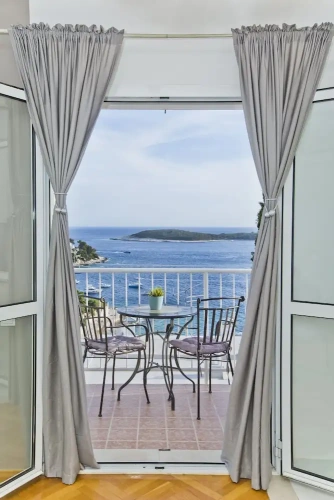 Superior Apartment with balcony and with sea view