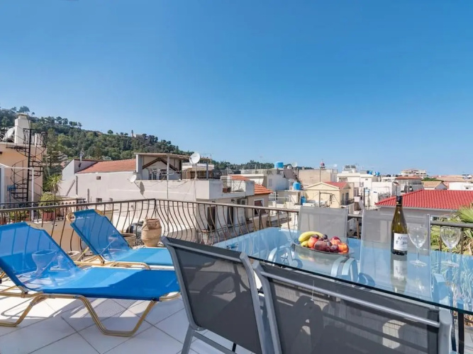 Polymnia Apartment