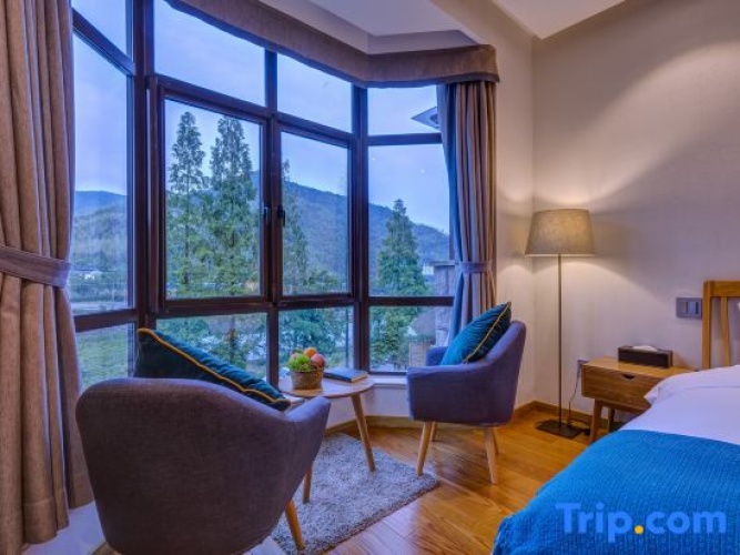 4 Bedrooms Suite