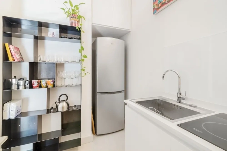 3 Bedrooms Apartment