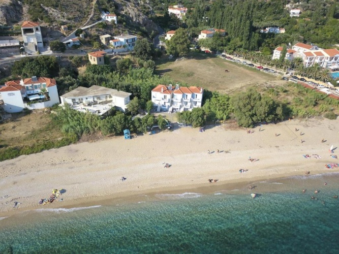 Studio with balcony and with sea view