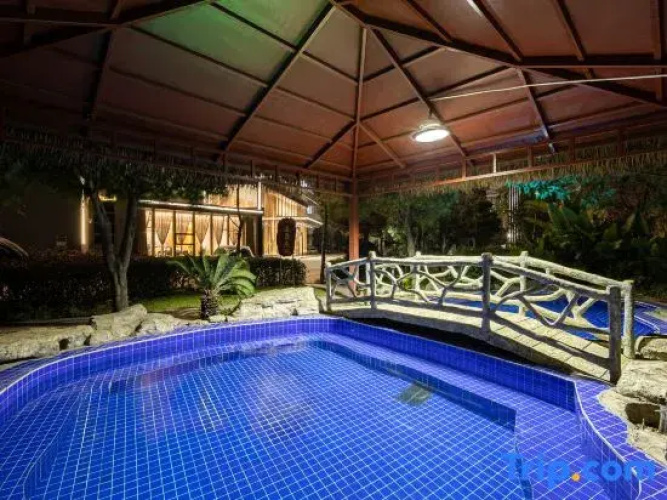 Rezen Hotel Kun Ming (Yunda West Road)
