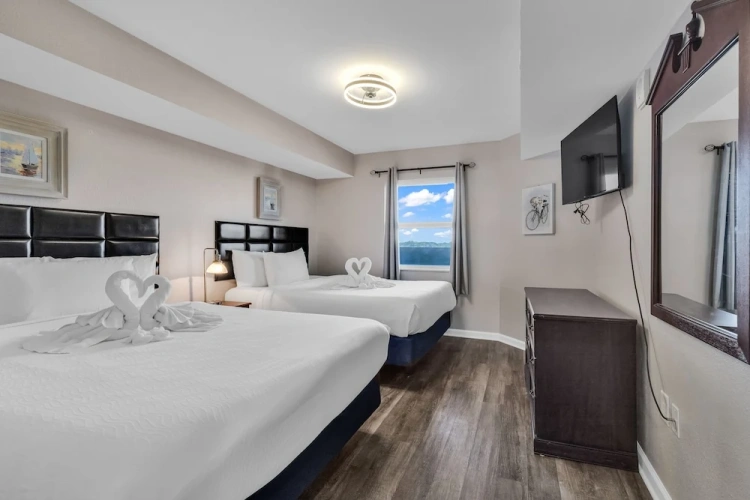 1 Bedroom Comfort room with balcony and beachfront