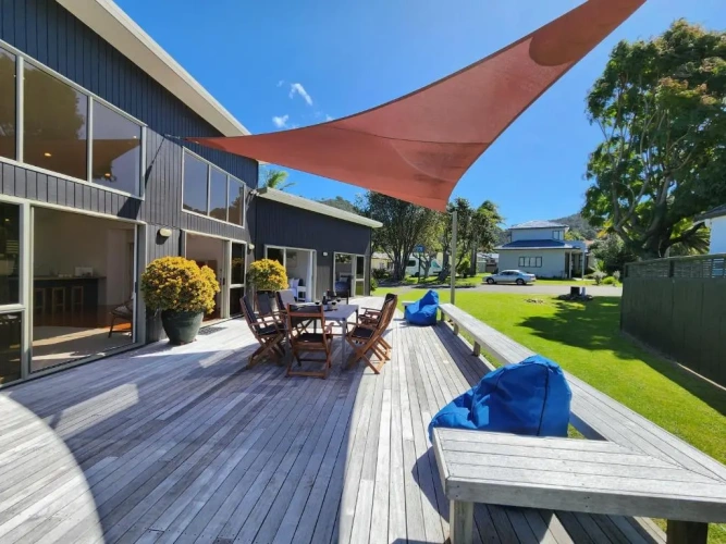 4 Bedrooms Cottage