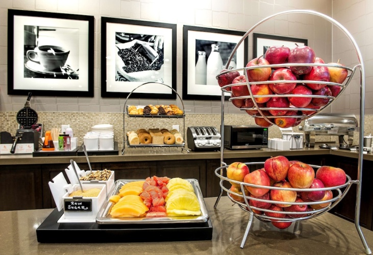 Hampton Inn & Suites by Hilton Bolton, ON, Canada photo 13