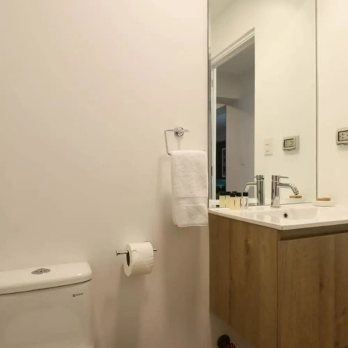 w Designer 2BR in Miraflores