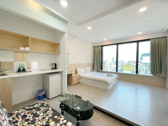 Standard room with city view