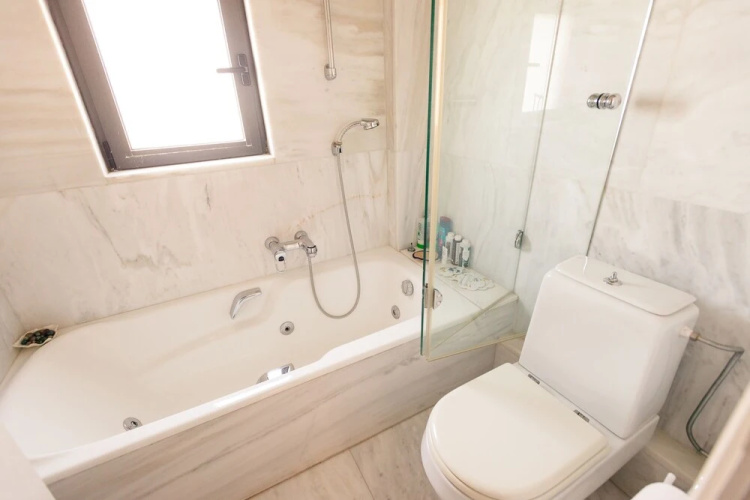 Sea Base Maisonette