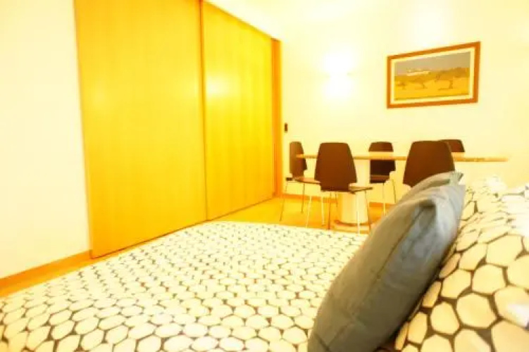 Modern Apartment near the Bridge