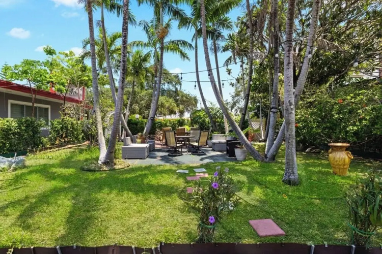 Cozy Studio in Hollywood, FL - Pet Friendly & Parking