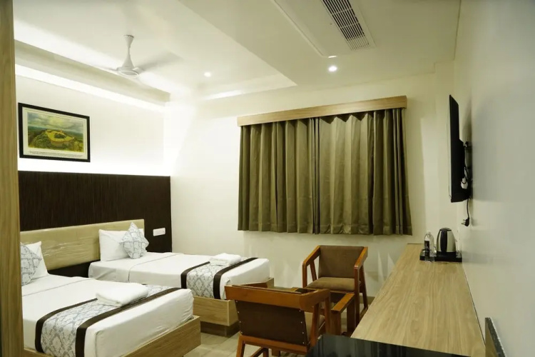 V1-One Bouteeque Hotel