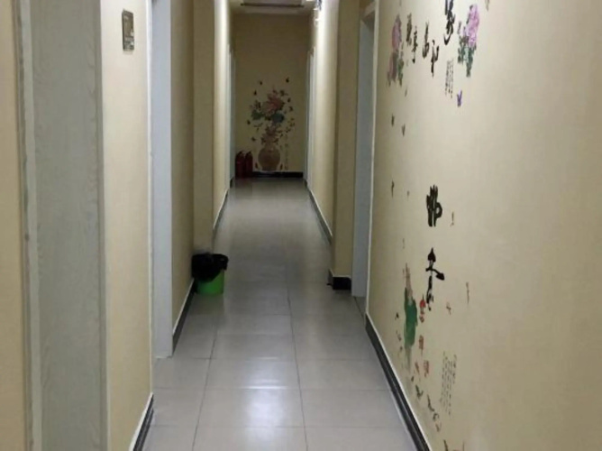 Gold Dragon Guest House