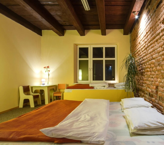 3 Bros' Hostel