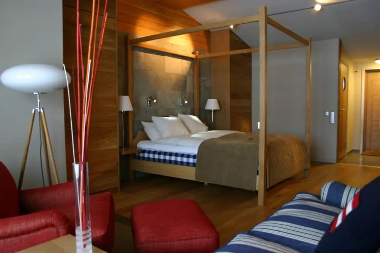 Deluxe Double room with balcony and with lake view