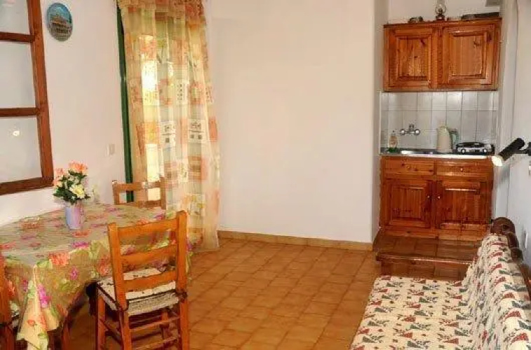 Kostas Apartments