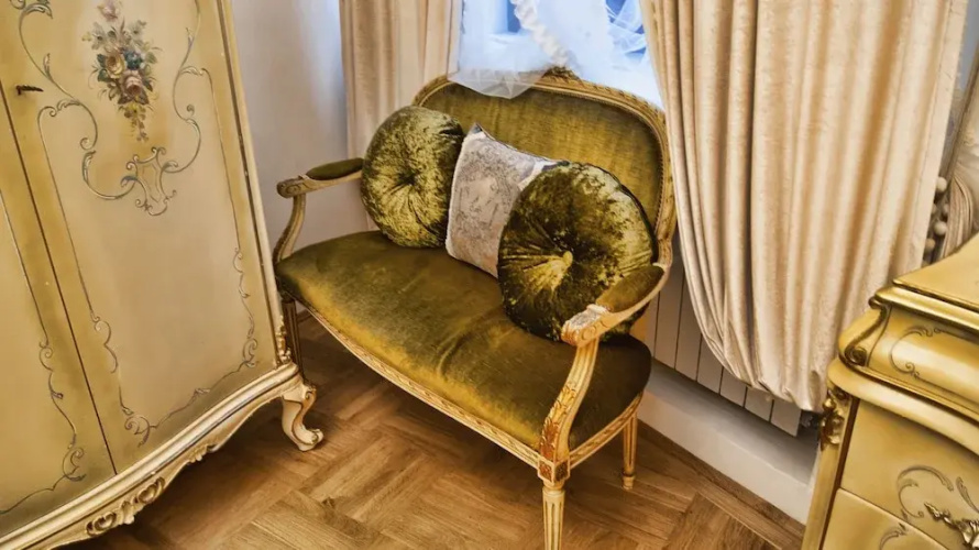 Conacul Coroanei Luxury Boutique Hotel