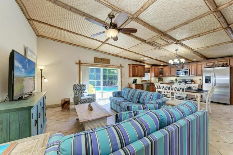 Chiki Tiki West - 303 - 64th Street Unit A
