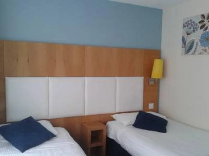 The Altrincham Lodge