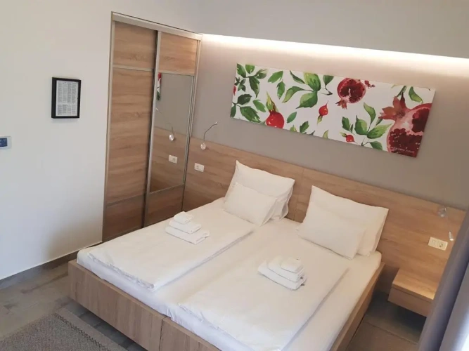 Deluxe Quadruple room