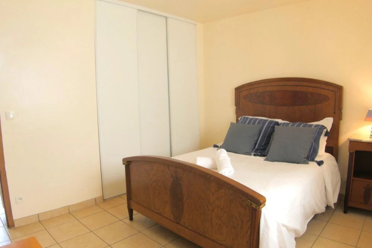 Amazing two Bedroom Flat, 10min From Miramar Beach