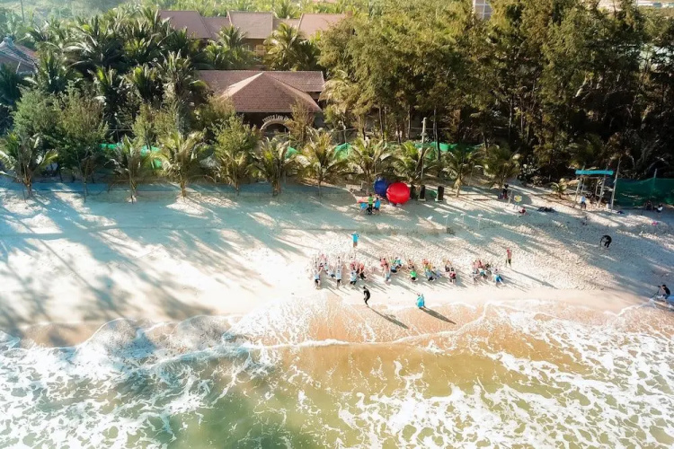 Kega Lighthouse Resort
