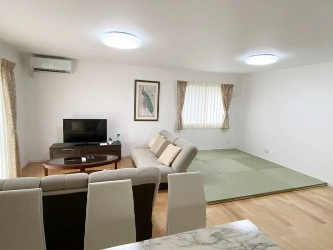 2 Bedrooms Villa