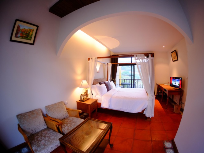 Deluxe room with balcony