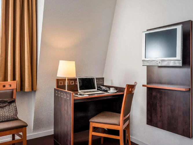 Aparthotel Adagio Access Paris Porte de Charenton
