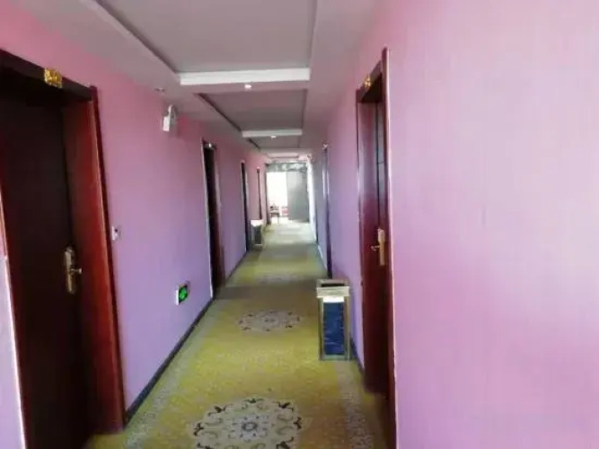 Jinzhu Business Hotel, Yuxi