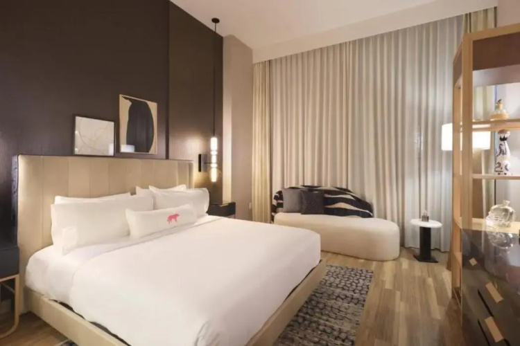 Caesars Republic Scottsdale, a Hilton Hotel
