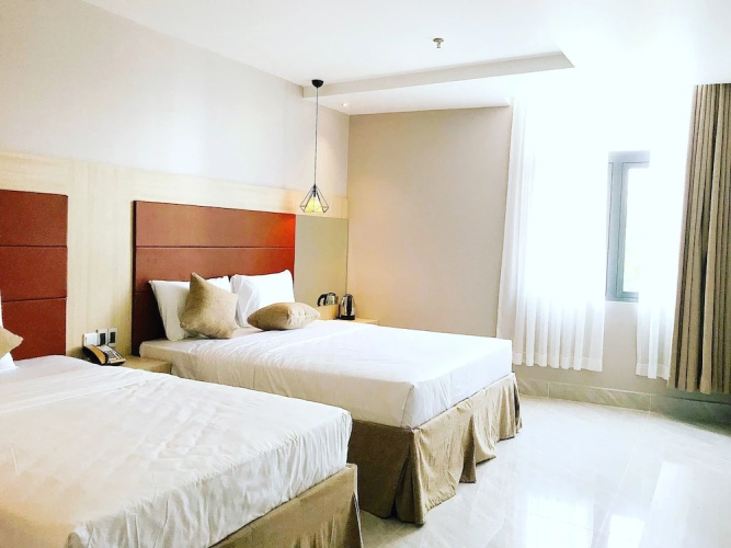 Holiday 2 Hotel