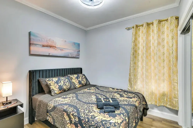 2 Mi to Downtown: Charming Apt in Schenectady!