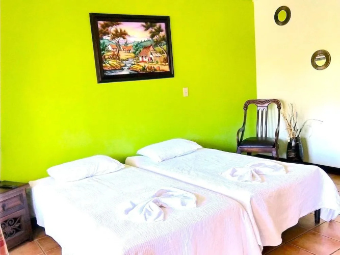 Dos Palmas Studio Apartments
